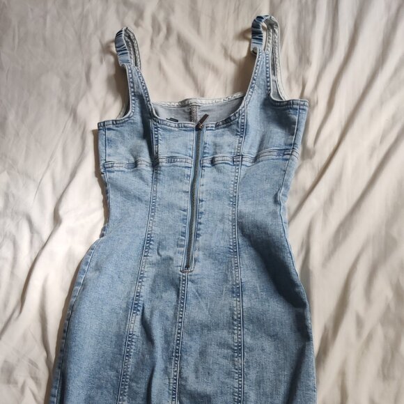 Denim dress - Picture 3 of 3